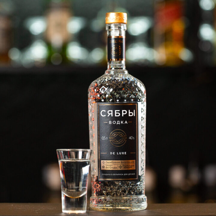Водка «Сябры Люкс»