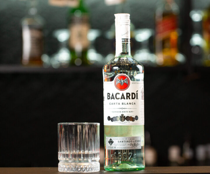 Ром «Bacardi Carta Blanca»
