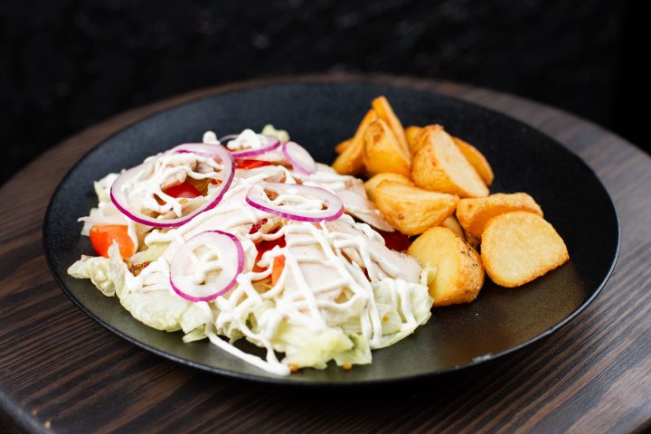 Салат с курицей