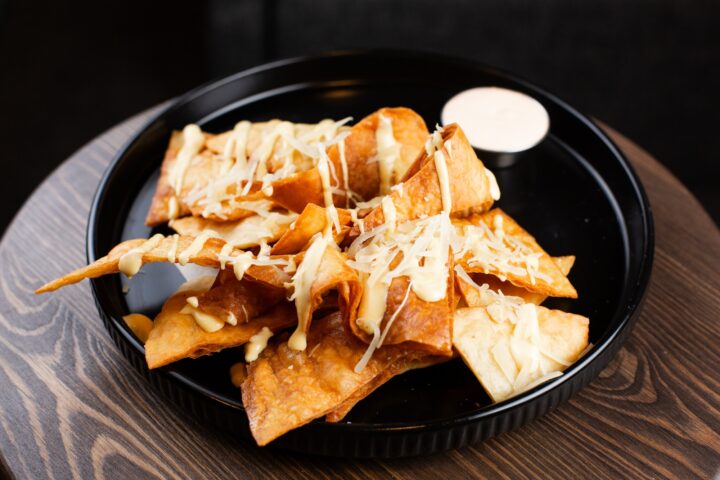 Горячие чипсы с сыром