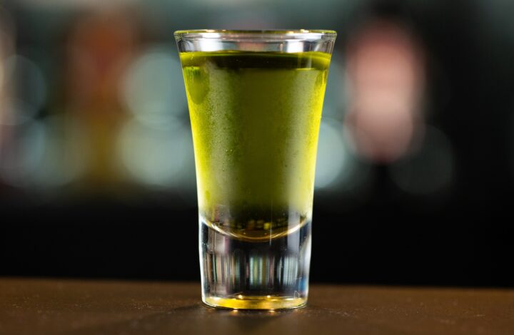 Зелёное яблоко