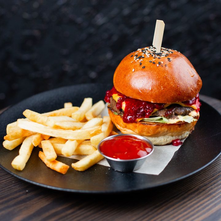 С лесными ягодами